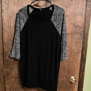 Vision Black Raglan Sleeve Top